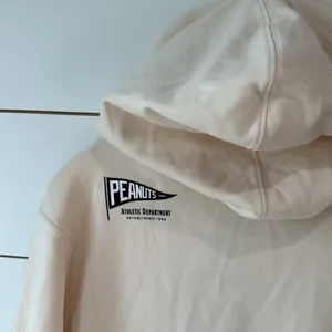 ZARA Peanuts Snoopy Cream Hoodie Sz M thumbnail 11