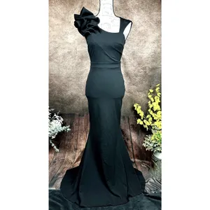 LuLu's Lucette Black Sleeveless Ruffled Mermaid Gown XS thumbnail 3