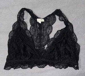 Black Lace Bralette Size M thumbnail 1