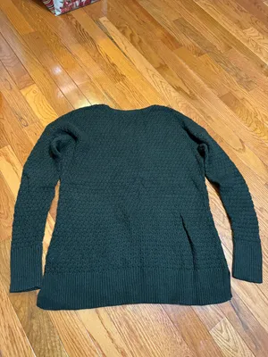 American Eagle Outfitters Sweater thumbnail 4