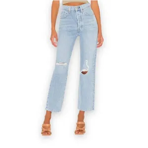 Levi’s Ribcage Straight Ankle Jeans thumbnail 2