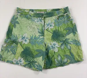 Tommy Bahama Shorts Womens 10 Green Silk Jacquard Floral Cargo Tropical Travel thumbnail 1