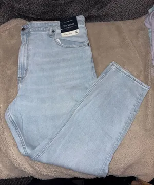 NWT Abercrombie & Fitch “The Skinny High Rise” Jeans, Size 18 thumbnail 1