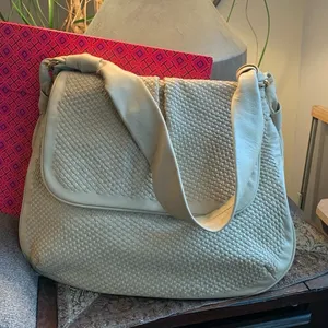 Authentic TORY BURCH Woven leather Flap shoulder bag thumbnail 1