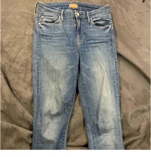MOTHER Denim Jeans thumbnail 2