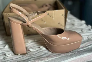 Nude Heels thumbnail 1