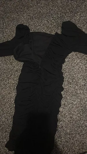Black dress thumbnail 2