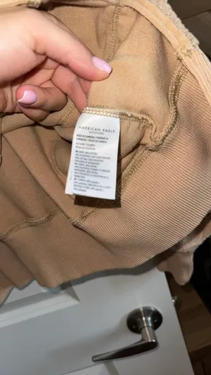 American Eagle top thumbnail 3