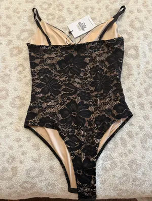 Princess Polly Lace Bodysuit  thumbnail 3