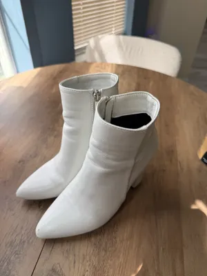 White Boots size 6 thumbnail 2