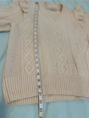 Madewell Hollydene Sz:M Merino Wool ruffle shoulders cream cable-knit sweater. thumbnail 6
