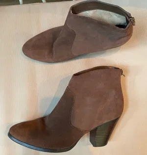 Tesori Leather Back Zip Bootie Brown Size 9‎ thumbnail 1