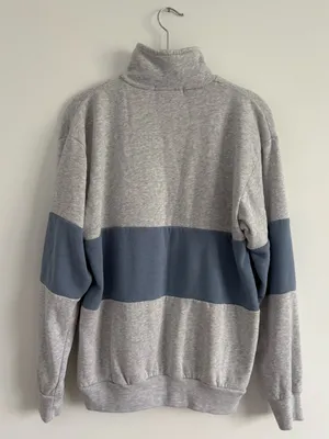 Brandy Melville Newport Quarter Zip Long Sleeve Pullover thumbnail 5