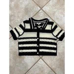 Cream & Black Crochet Knit Polo Crop Top – Size Medium thumbnail 5