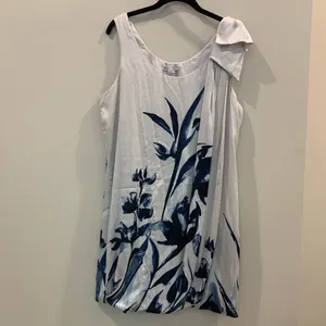 Ivory / Navy Sheath Midi Floral Dress thumbnail 2