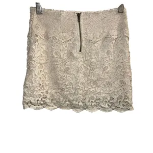 ✨Pins and Needles crochet pencil Sz small skirt cream✨ thumbnail 4