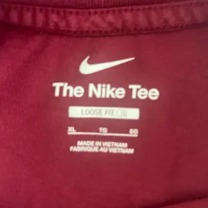 Nike Florida State University Women's Loose Fit Tee size XL thumbnail 3
