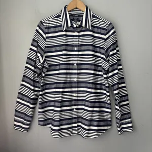 Chaps No Iron Button Up Shirt Size L Blue White Striped Preppy Business Casual thumbnail 1
