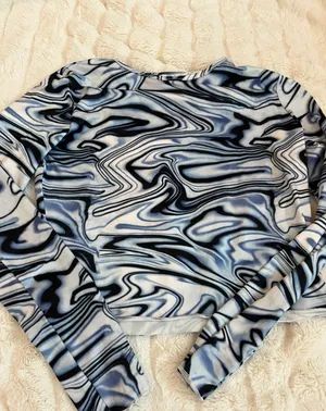 SheIn Long Sleeve Top thumbnail 1