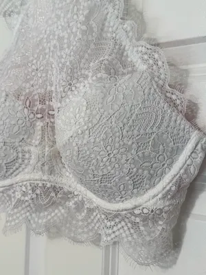 NWOT PINK Victoria's Secret Eyelash White Lace High Neck Underwire Push-Up Bra L thumbnail 5