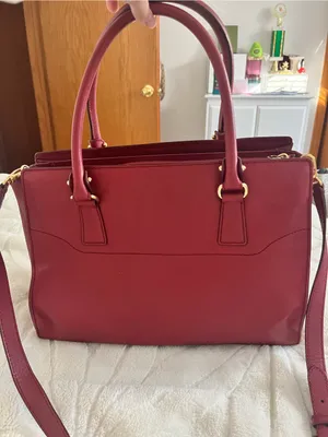 Salvatore Ferragamo Burgundy Leather Tote with Gold Hardware thumbnail 6