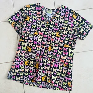 Scooby Doo Butterfly Scrub Top Black Size XS thumbnail 1