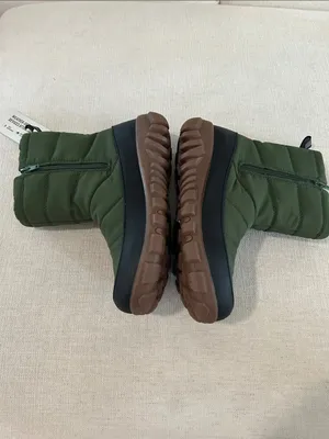 BOGS Cedar Quilt Waterproof boots, Cargo Green, Size 7, NWT no box thumbnail 6