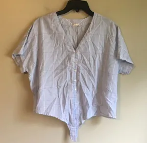 Hem & Thread small‎ blue crop top thumbnail 1