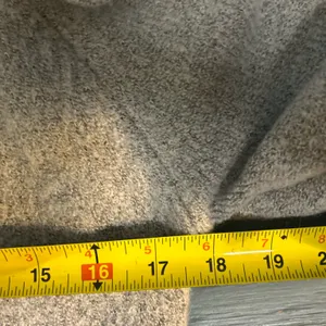 Forever 21 Off-Shoulder Light Gray Sweater | Size Medium thumbnail 6