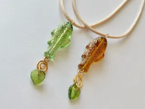 Handmade quality Czech glass amber fish boho funky necklace🌀🐟💙 thumbnail 7