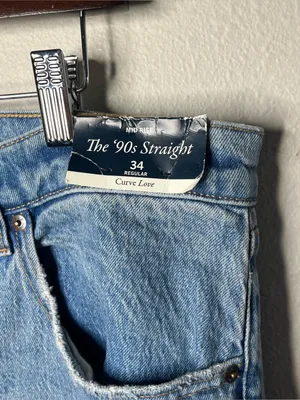 NEW Abercrombie & Fitch Curve Love 90s Straight Mid Rise Cuff Hem Jeans thumbnail 9