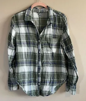 ✨ Aerie Women’s Green Plaid Button Down Shirt XS‎ thumbnail 1