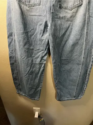 Austin Landing Horseshoe Barrel Wide Leg High Rise Cropped Denim Jeans thumbnail 9