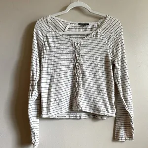 American Eagle Cream Top w/ Blue Stripes - M thumbnail 2