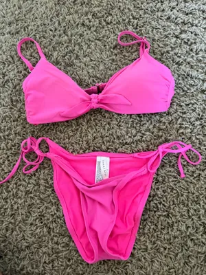 Pink Gianni Bini Bikini   thumbnail 1