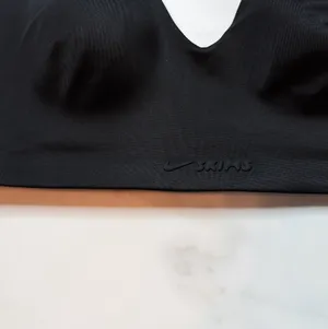 SKIMS NWT Nike Shine V-Neck Bra thumbnail 4