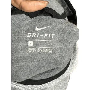 Nike Dri-FIT Hoodie Womens Medium Gray Pullover Athletic Sweatshirt thumbnail 3
