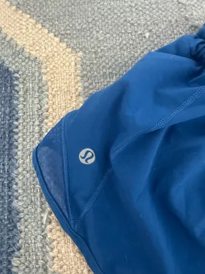 Lululemon Shorts thumbnail 3