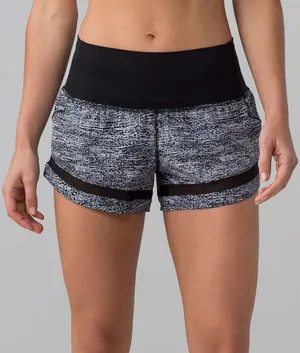 Lululemon Pace Perfect Shorts 3" Air Time White Black Size 4 thumbnail 1