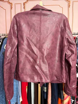 AKIRA Burgundy Croc Embossed Faux Leather Moto Jacket Belted Biker Coat. Size L thumbnail 8