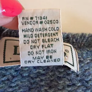 LL Bean Womens Blue Wool V-Neck Sweater Made in Scotland DC74‎ Medium thumbnail 6