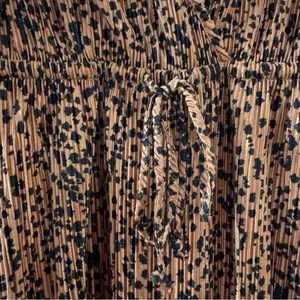 Anthropologie Leopard Print Deep V-neck Drawstring‎ Waist Blouse thumbnail 3