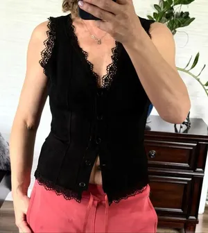 Black Lace Trim Corset Style Vest Soft Velvety Feel Size S thumbnail 1