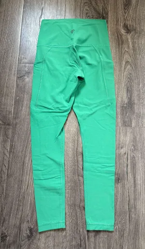 Aritzia TNA Action Green Leggings thumbnail 2
