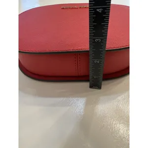 NWT Michael Kors Jet Set Travel Oval Crossbody Bag Red Zip Gold Hardware Strap thumbnail 6