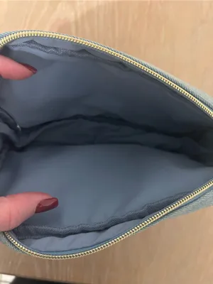 Daisy Embroidered Travel Pouch in Light Teal thumbnail 3