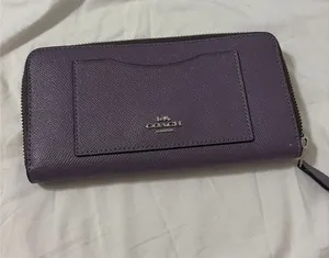 coach thumbnail 1