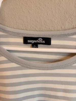 Sugar kiss long sleeve top thumbnail 2