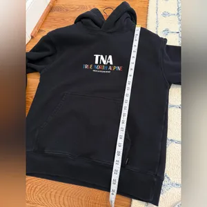 TNA Aritzia True North Alpine Hoodie Black Size Medium thumbnail 6