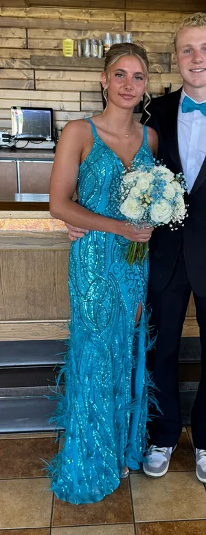 Prom Dress Blue Size 4 thumbnail 1